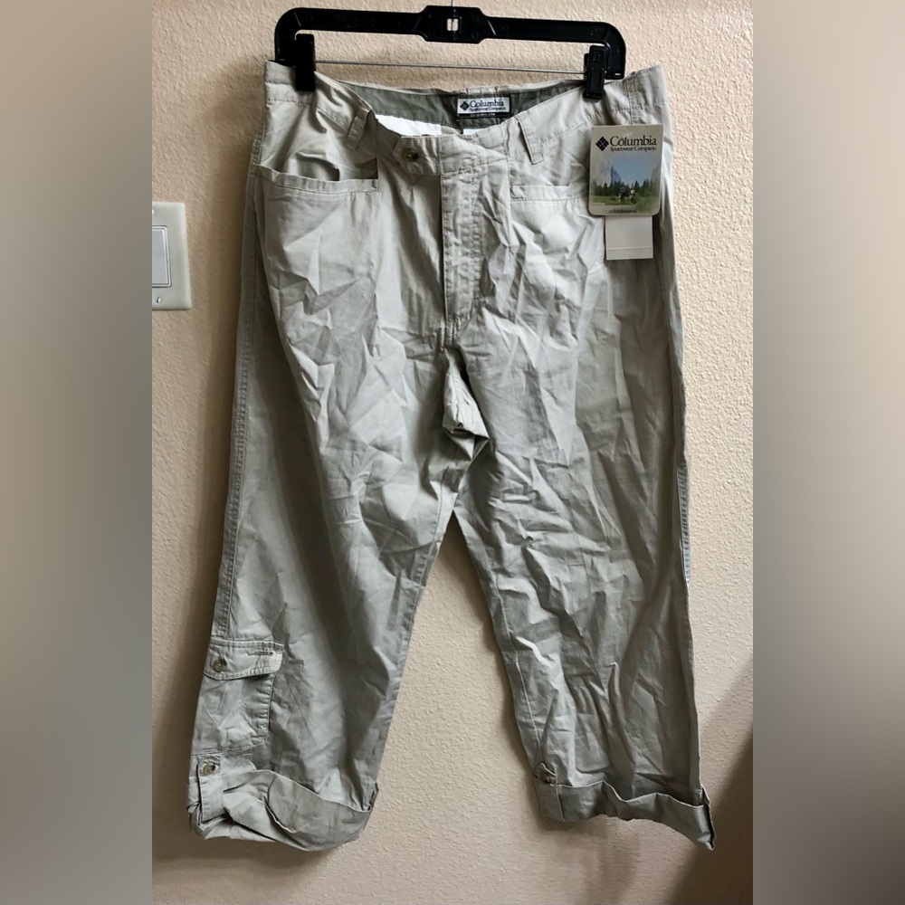 Brand new women’s Columbia pants